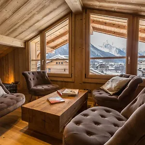 https://chalet-yolo.hotels-rhonealpes.com